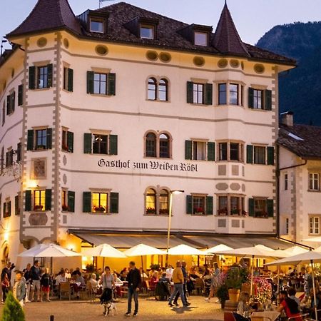 Hotel Weisses Roessl Caldaro Exteriér fotografie