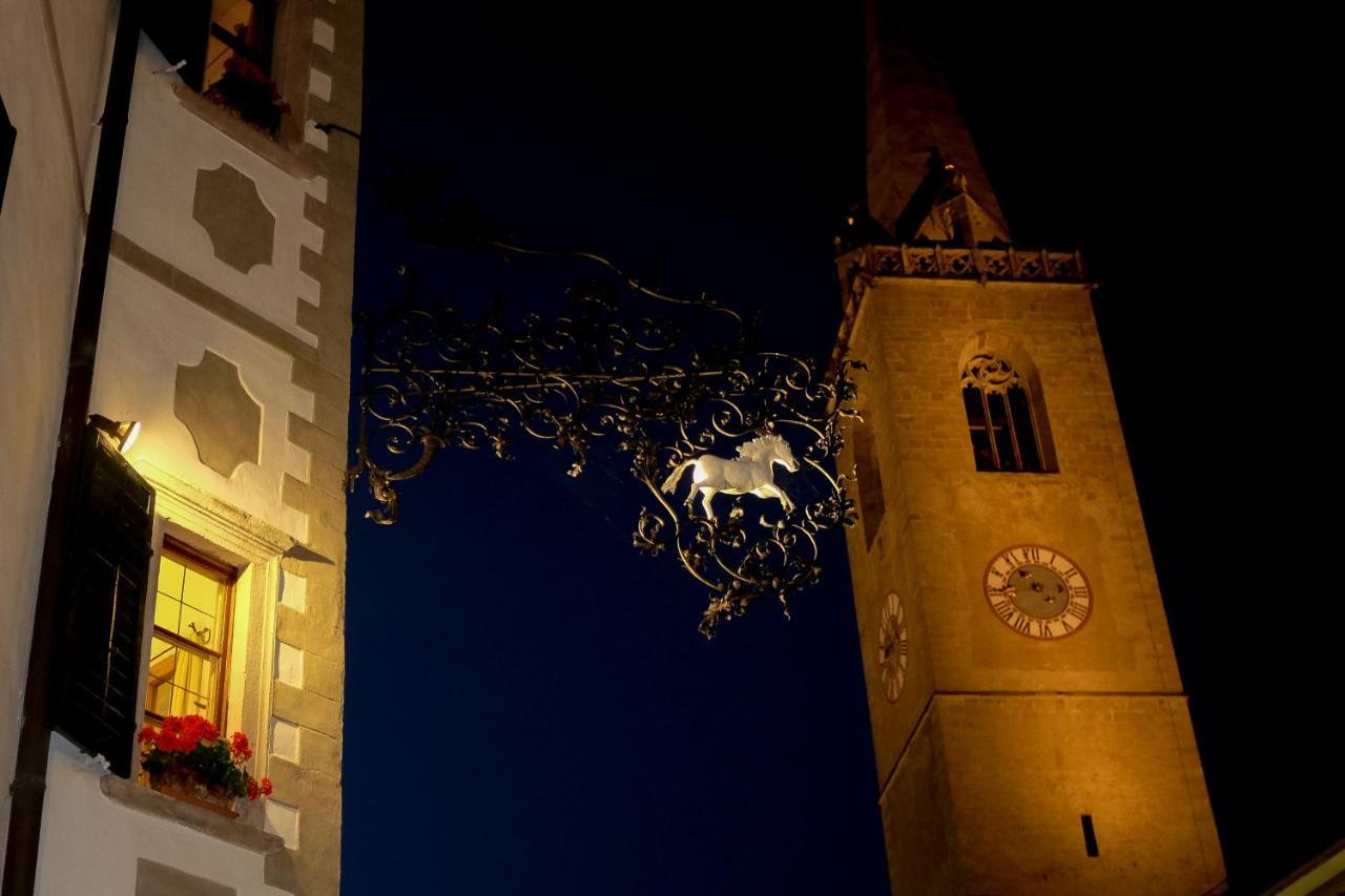Hotel Weisses Roessl Caldaro Exteriér fotografie