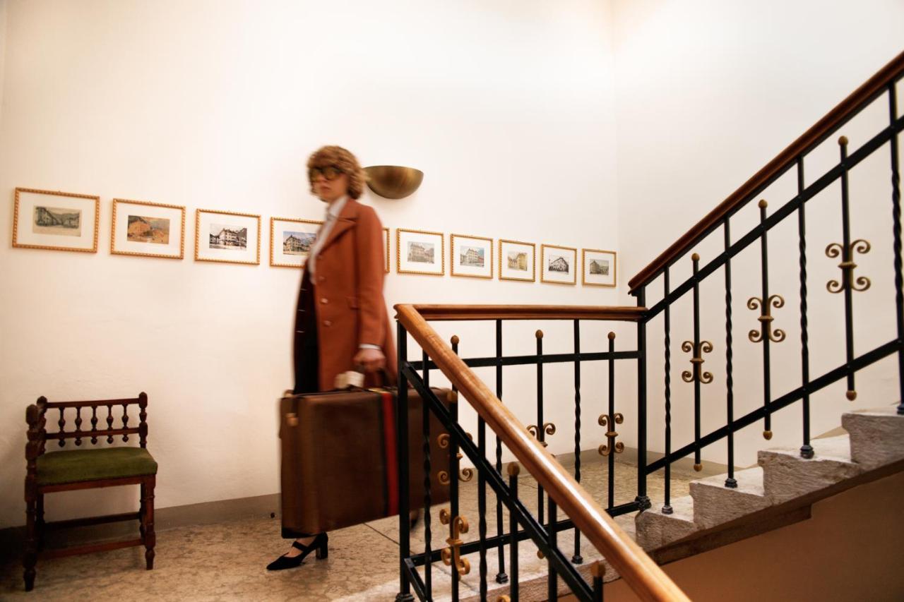 Hotel Weisses Roessl Caldaro Exteriér fotografie