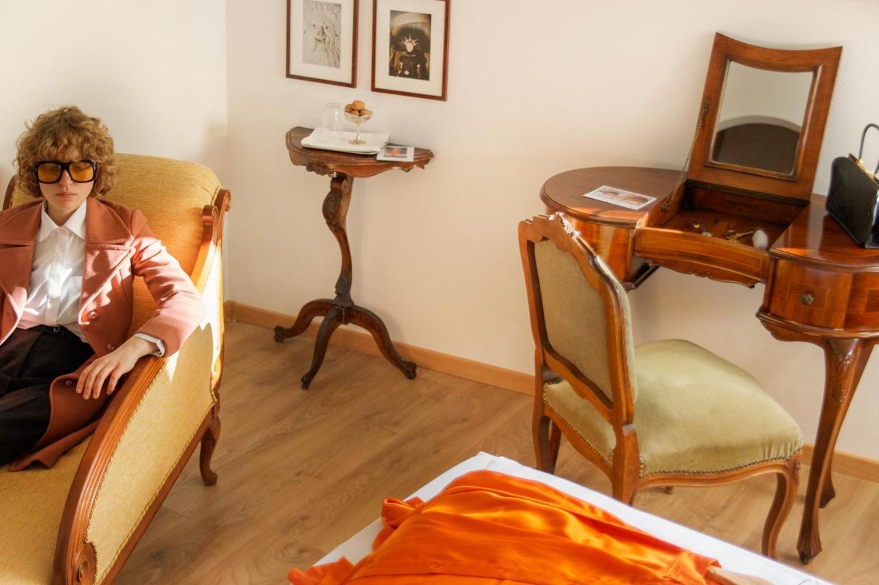 Hotel Weisses Roessl Caldaro Exteriér fotografie