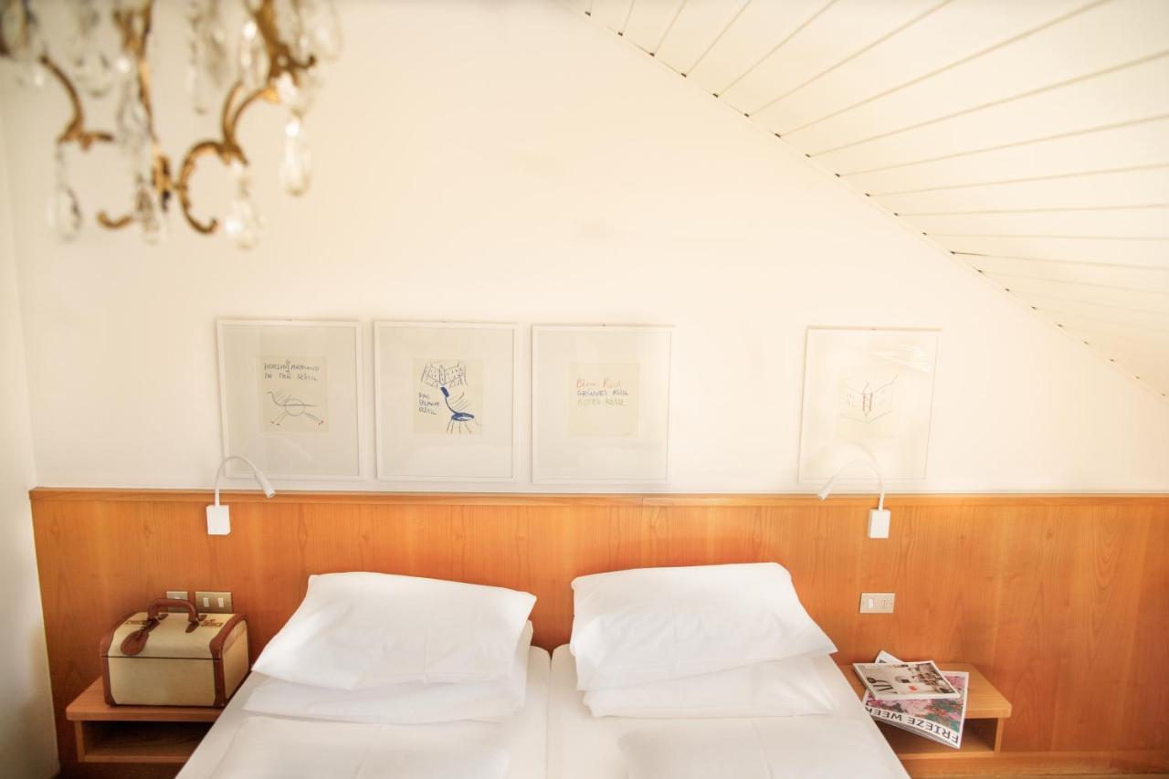 Hotel Weisses Roessl Caldaro Exteriér fotografie