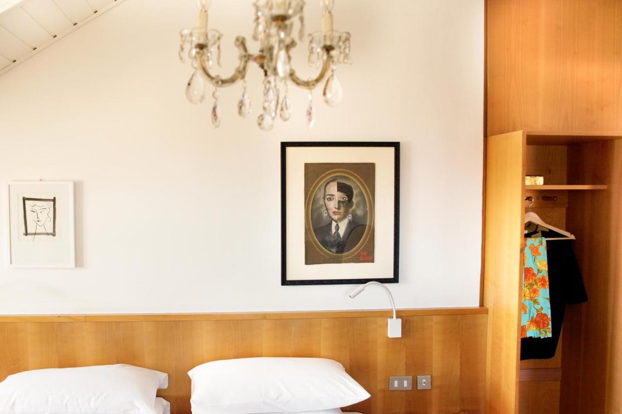 Hotel Weisses Roessl Caldaro Exteriér fotografie