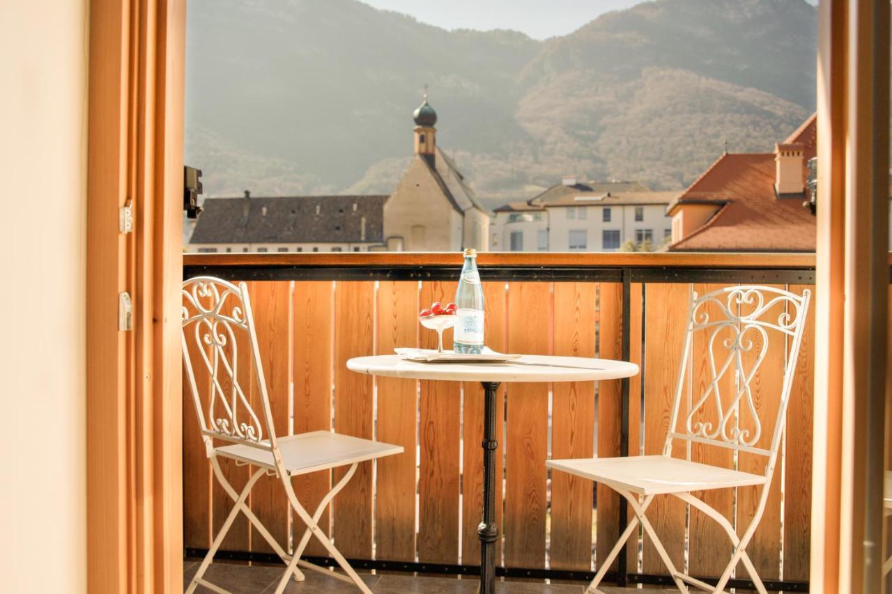 Hotel Weisses Roessl Caldaro Exteriér fotografie