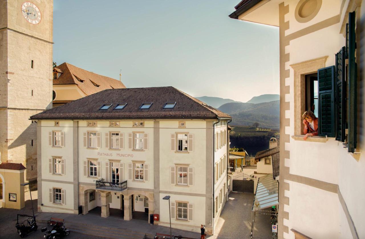 Hotel Weisses Roessl Caldaro Exteriér fotografie