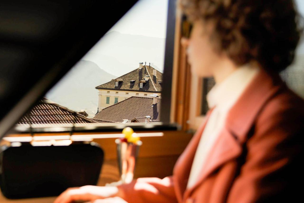 Hotel Weisses Roessl Caldaro Exteriér fotografie